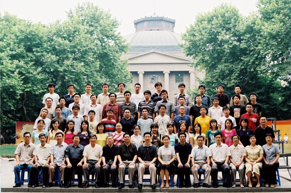 PINNACLE2005届毕业合影
